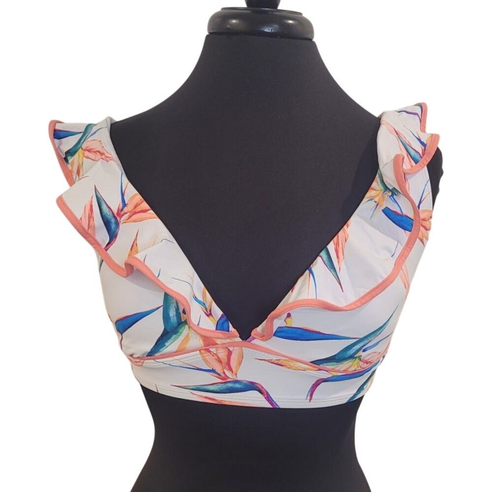 Time and Tru Women's Bird of Paradise Swim Top Arctic White SIZE M